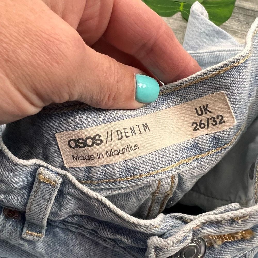 ASOS slouchy high rise mom jean 26 - Picture 8 of 8